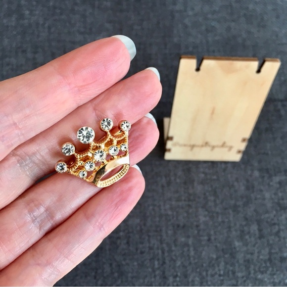 Jewelry - Fashion Gold + Diamond Rhinestone Small Tiara Crown Brooch Pin, Festive, Gift